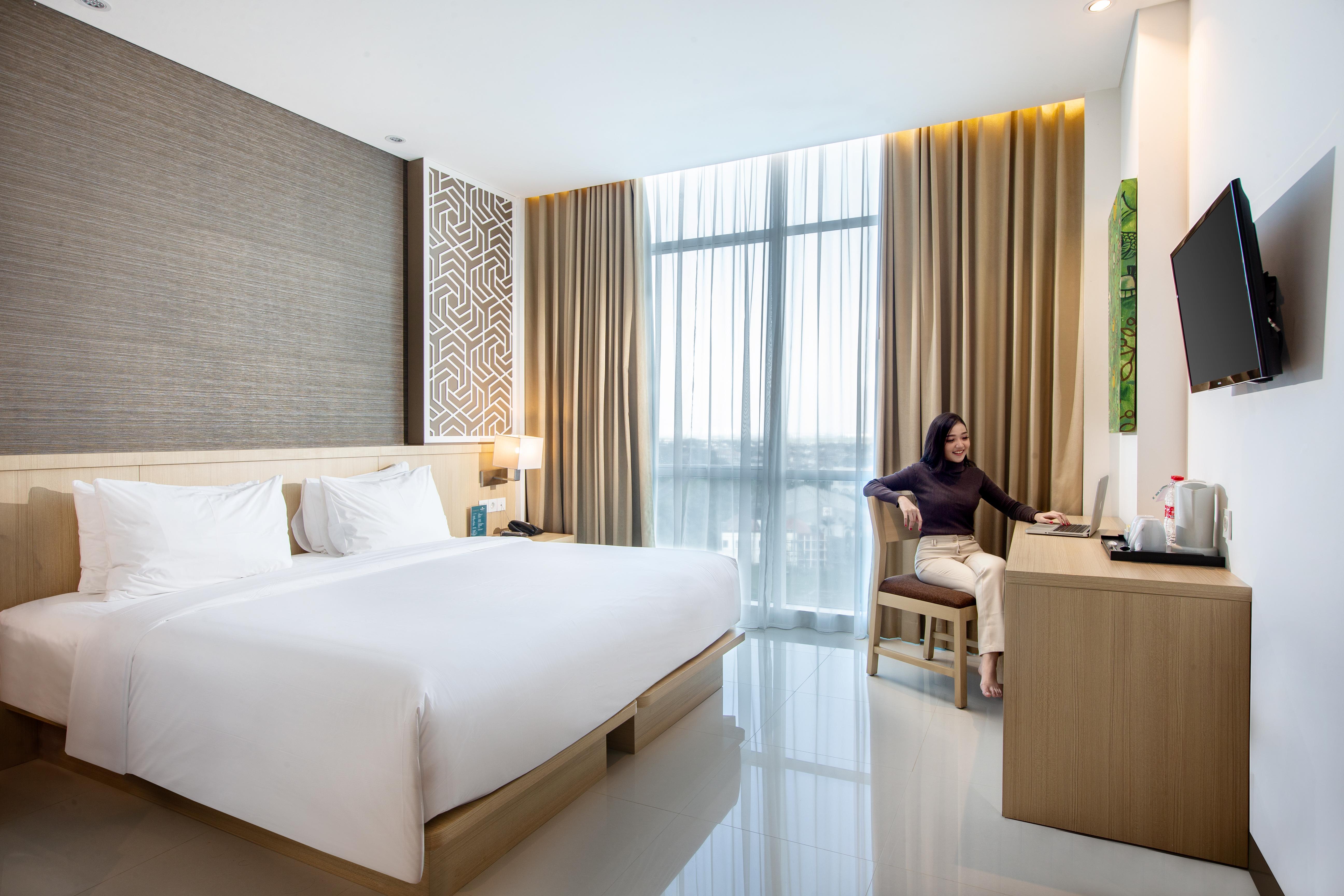 Hotel Santika Gresik Extérieur photo
