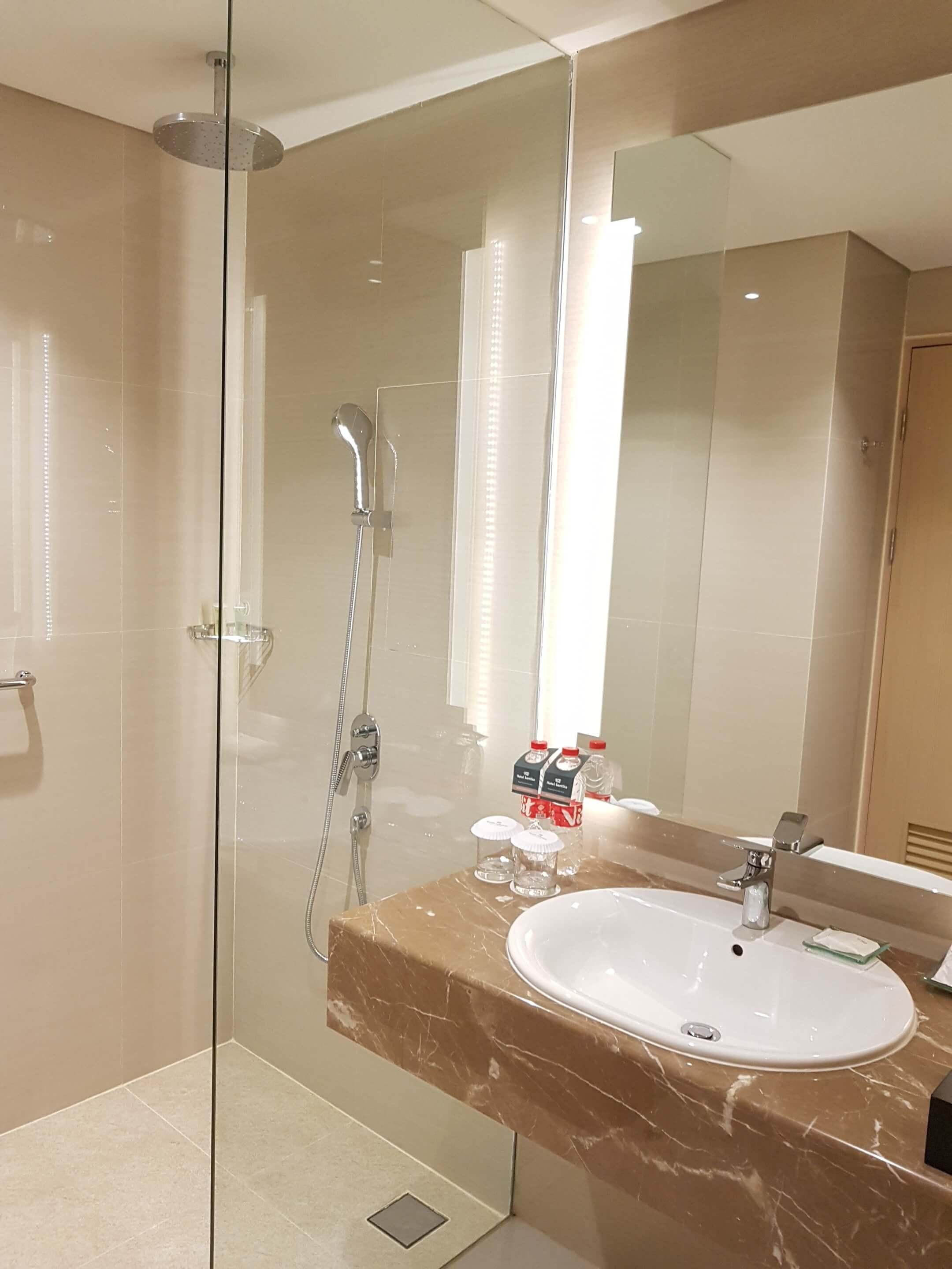 Hotel Santika Gresik Extérieur photo
